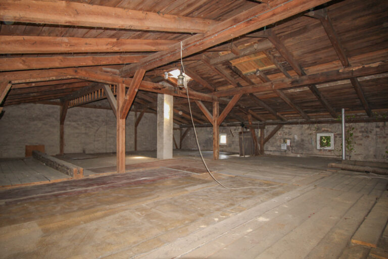 Immobilien-Uckermark_Wilsickow_Reihenhaus_Dachboden